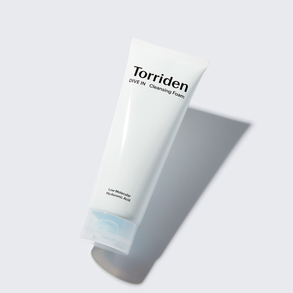 DIVE IN Low Molecular Hyaluronic Acid Cleansing Foam (150ml)